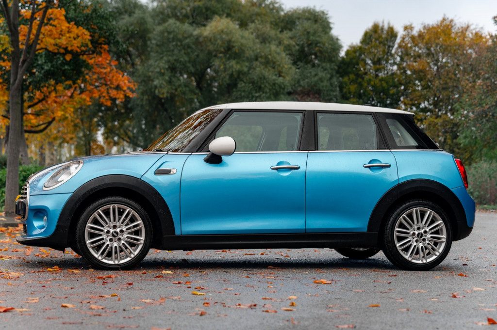 Mini Hatch - Image 10