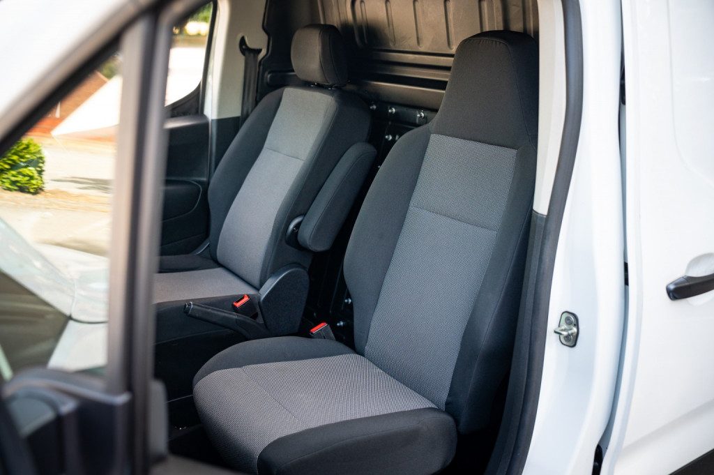 Vauxhall Combo - Image 14