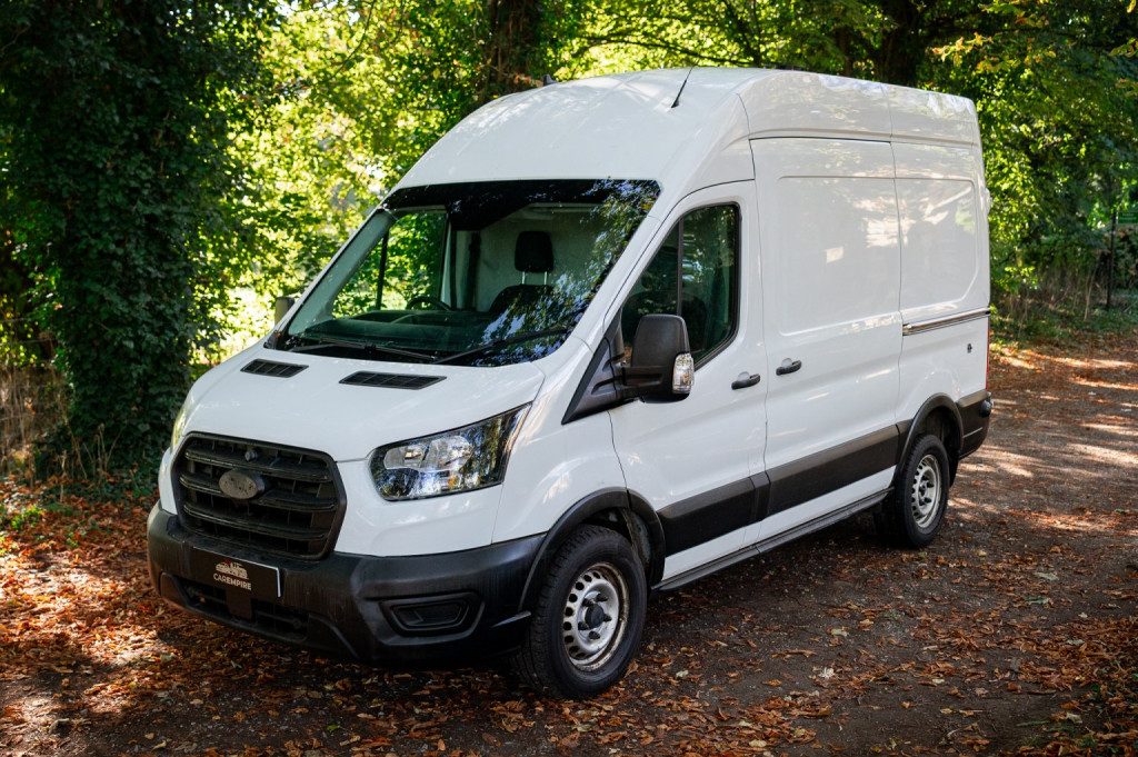Ford Transit - Image 8