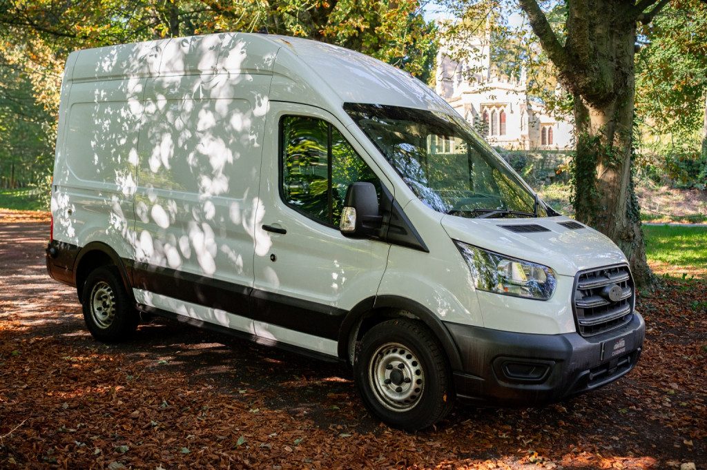 Ford Transit - Image 11