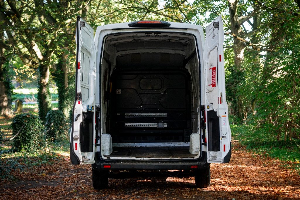 Ford Transit - Image 15