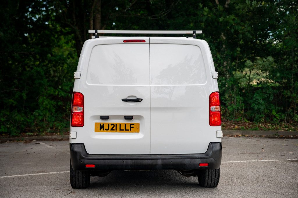 Citroen Dispatch - Image 10