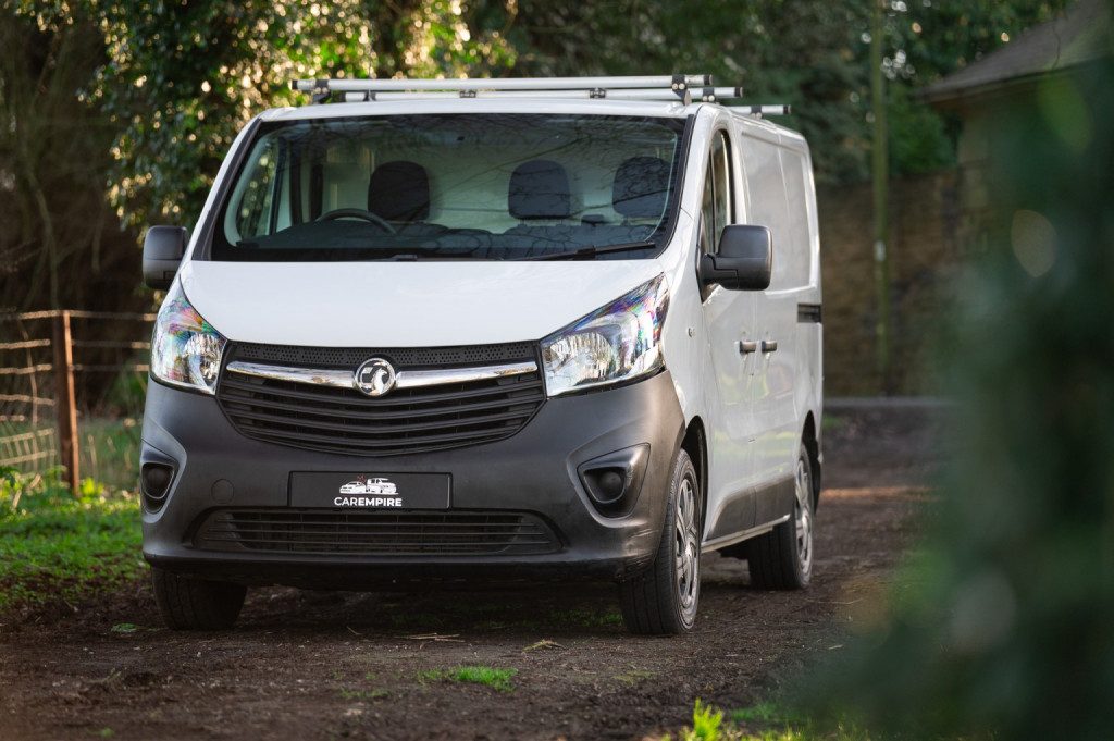 Vauxhall Vivaro - Image 10