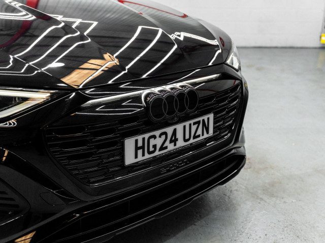Audi Sq8 E-Tron - Image 11
