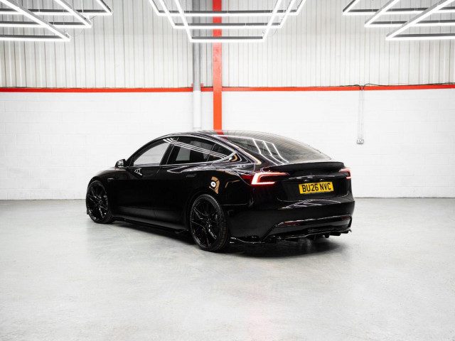 Tesla Model 3 - Image 5