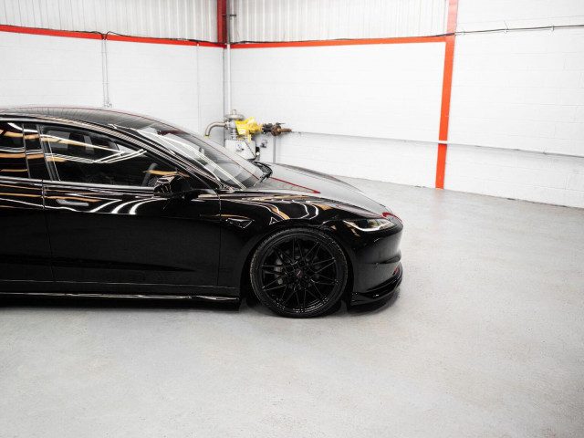 Tesla Model 3 - Image 15