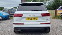 Audi Q7 - Image 7