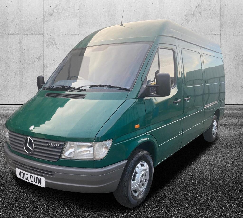 Mercedes-Benz Sprinter MWB 5 Cylinder
