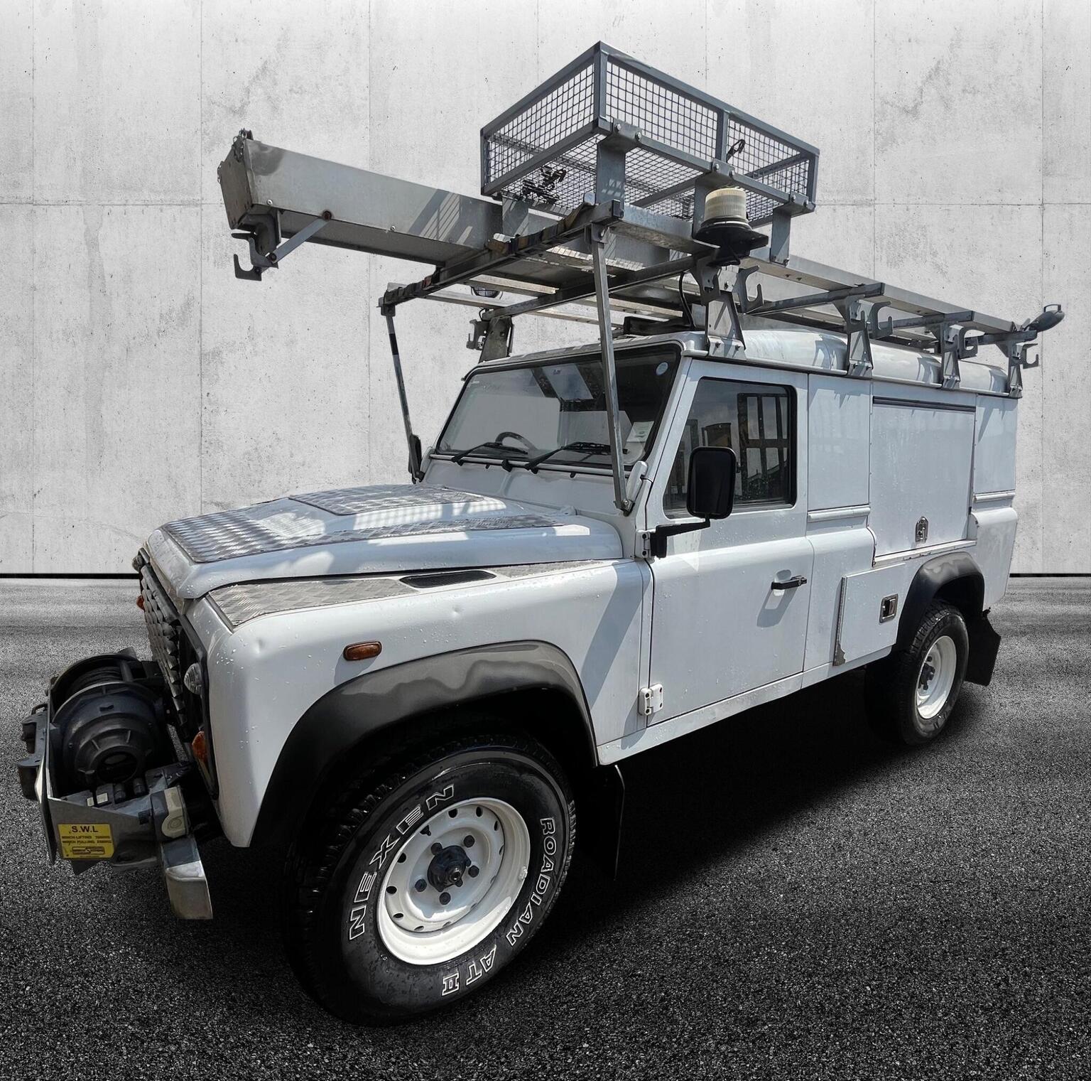 Land Rover Defender 110 Ex Utilities - Image 4