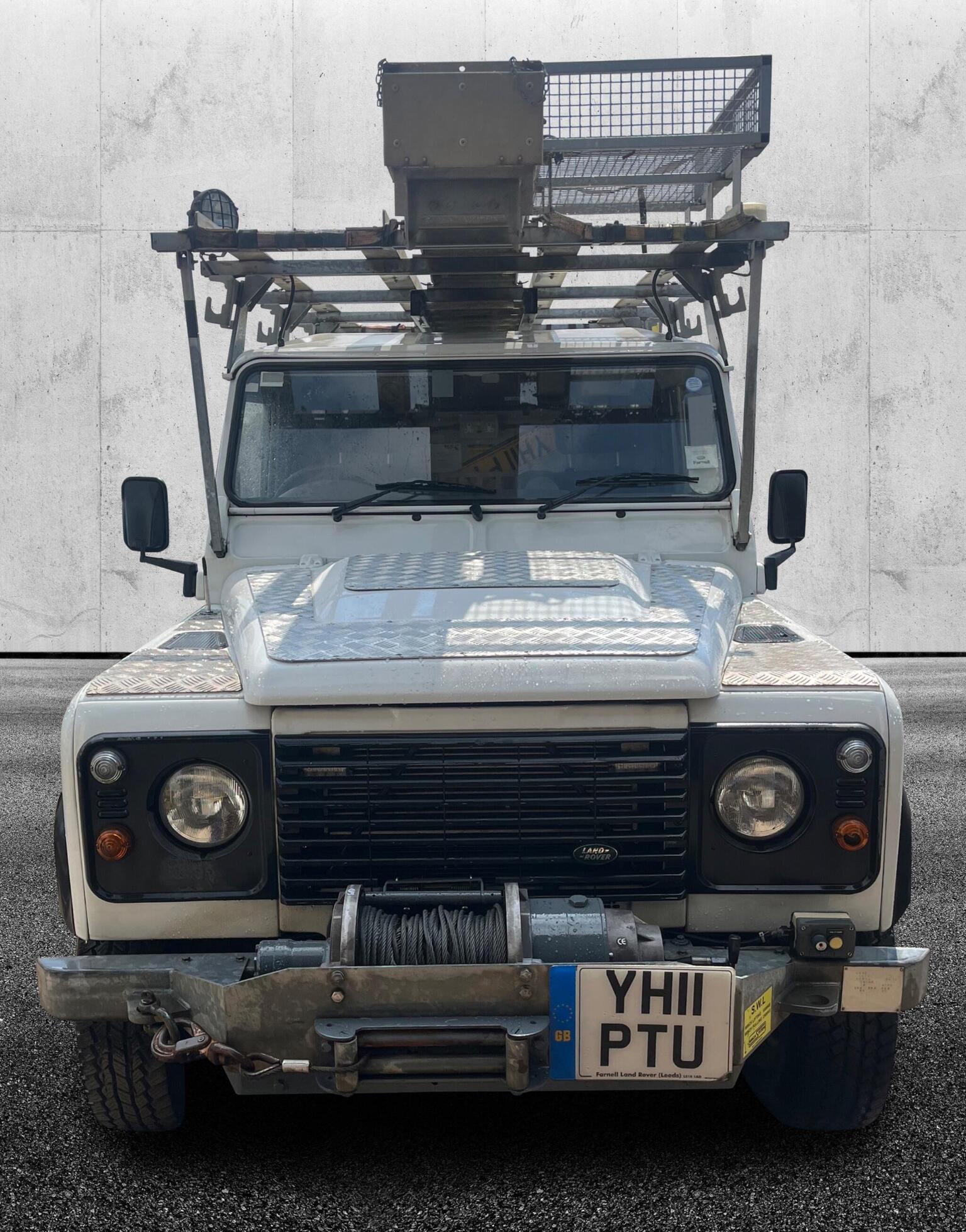 Land Rover Defender 110 Ex Utilities - Image 6