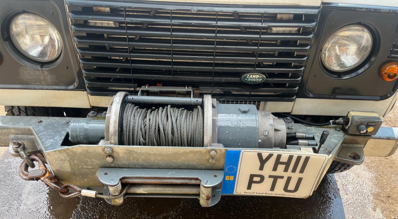 Land Rover Defender 110 Ex Utilities - Image 19