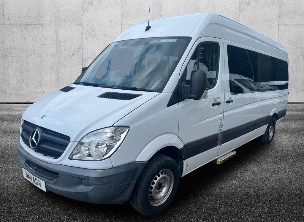 Mercedes-Benz Sprinter Bus LWB