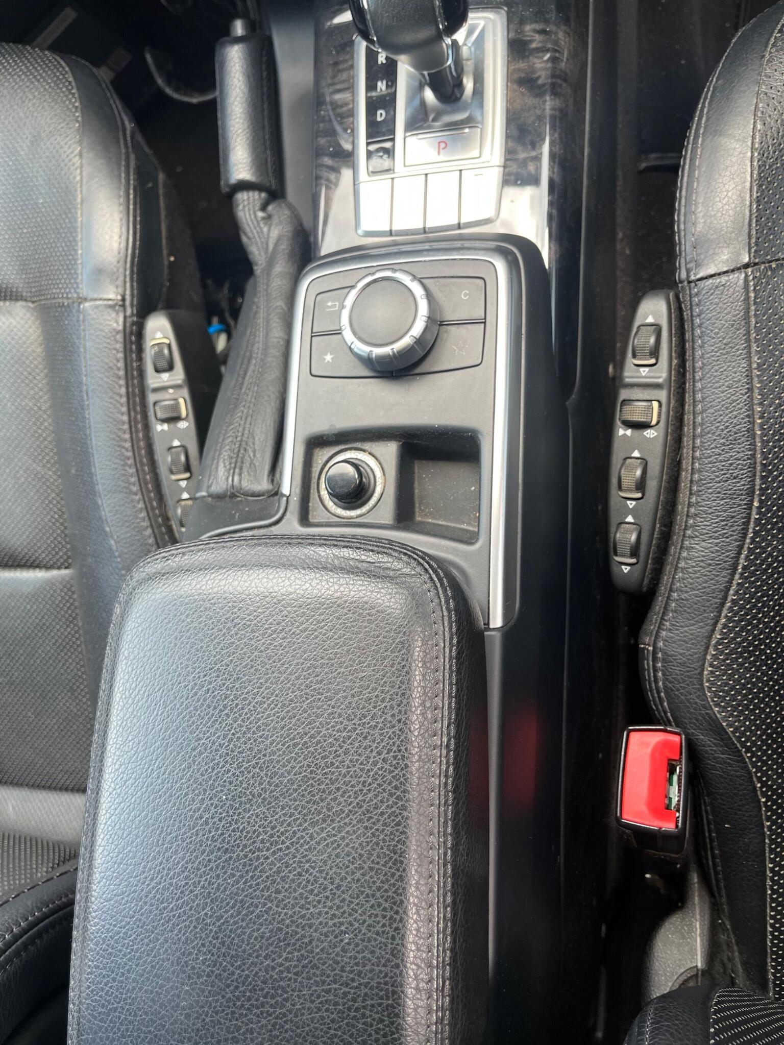 Mercedes-Benz G Class - Image 18