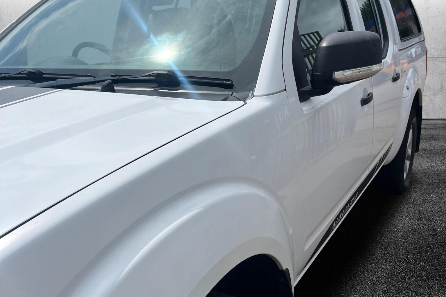 Nissan Navara Pickup - Image 5
