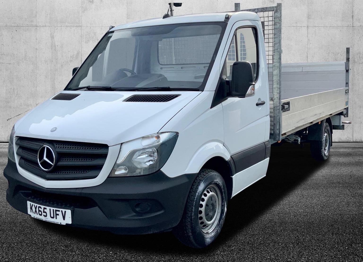 Mercedes-Benz Sprinter 4.4m Alloy Dropside - Image 5