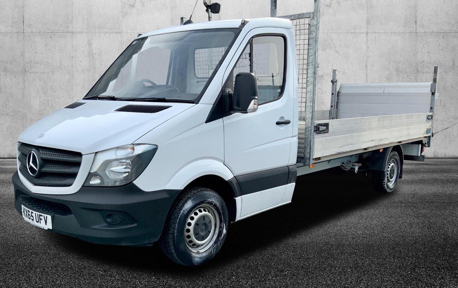 Mercedes-Benz Sprinter 4.4m Alloy Dropside - Image 7