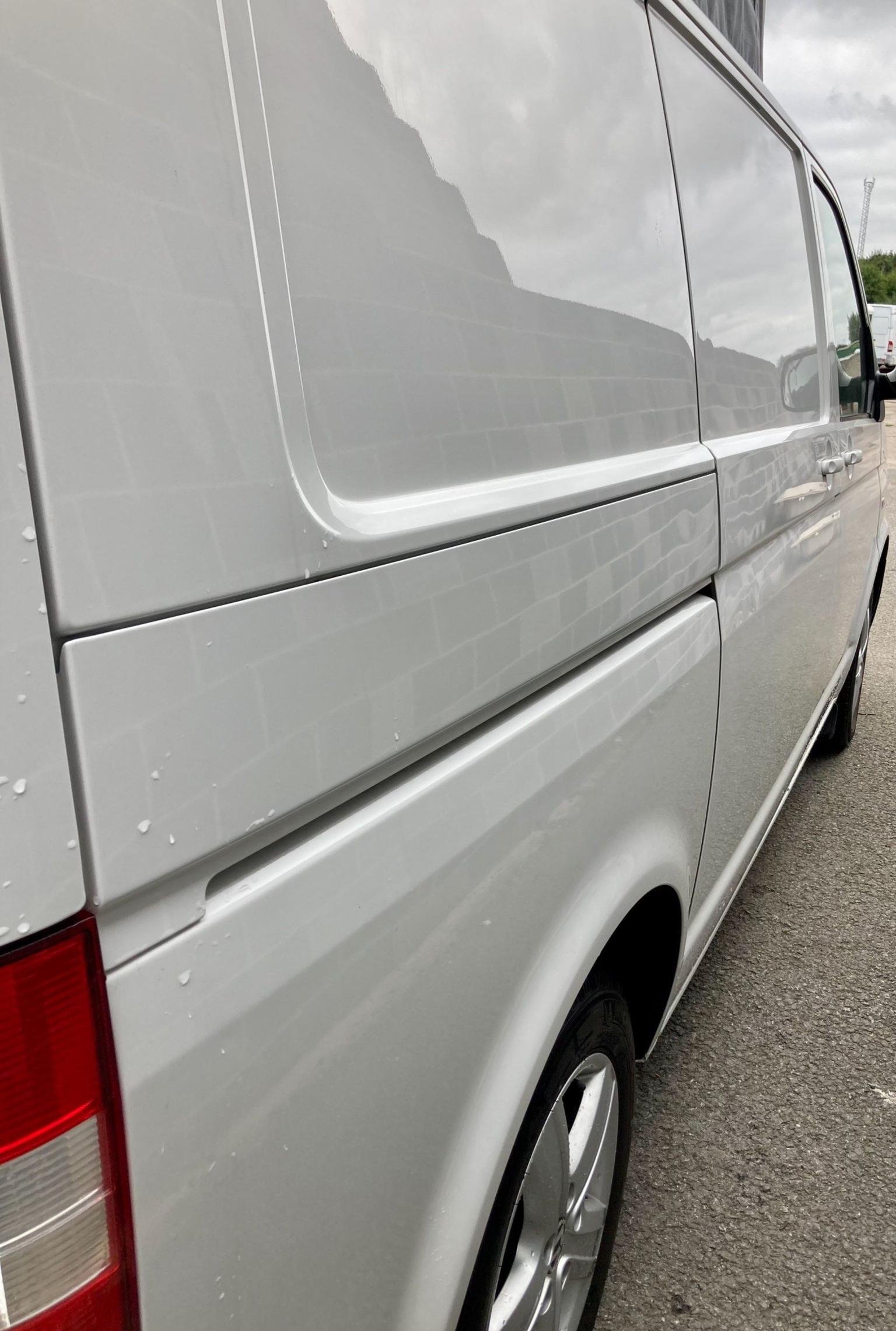 Volkswagen Transporter 4x4 Camper - Image 9