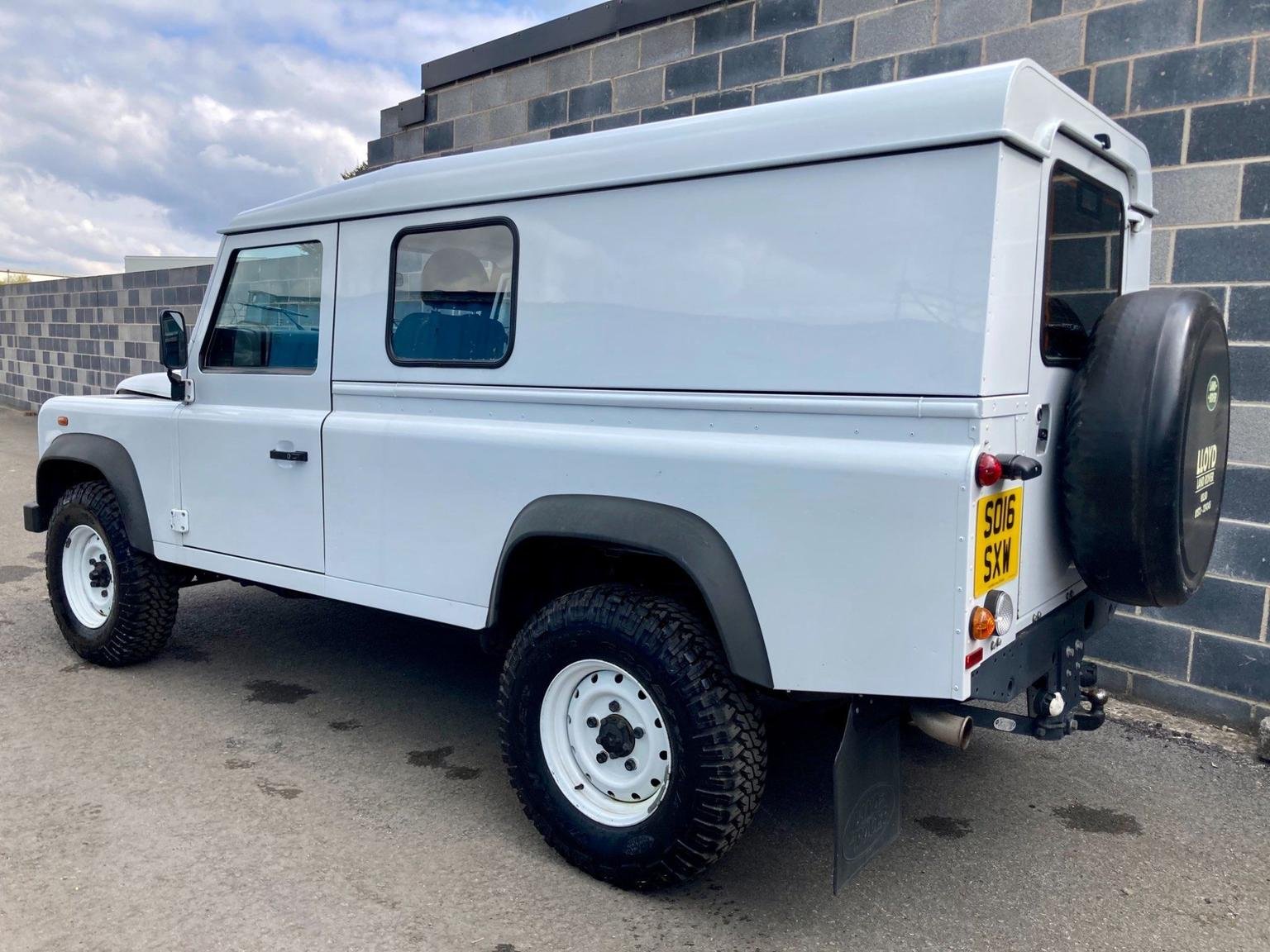 Land Rover Defender 110 Van - Image 9