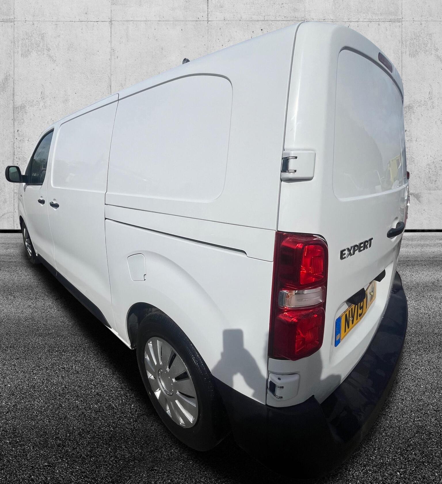 Peugeot Expert 1.6 MWB - Image 7