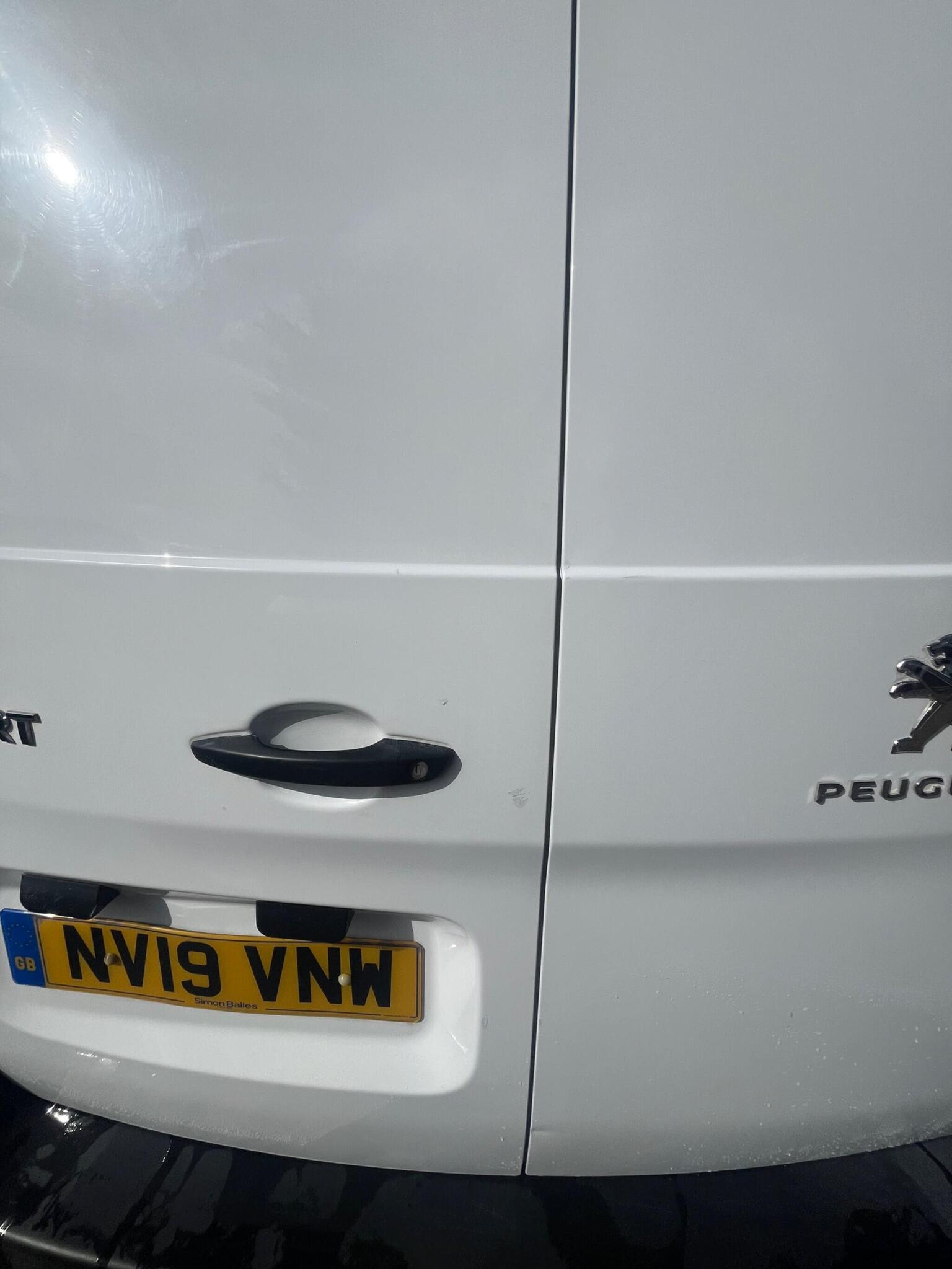 Peugeot Expert 1.6 MWB - Image 16