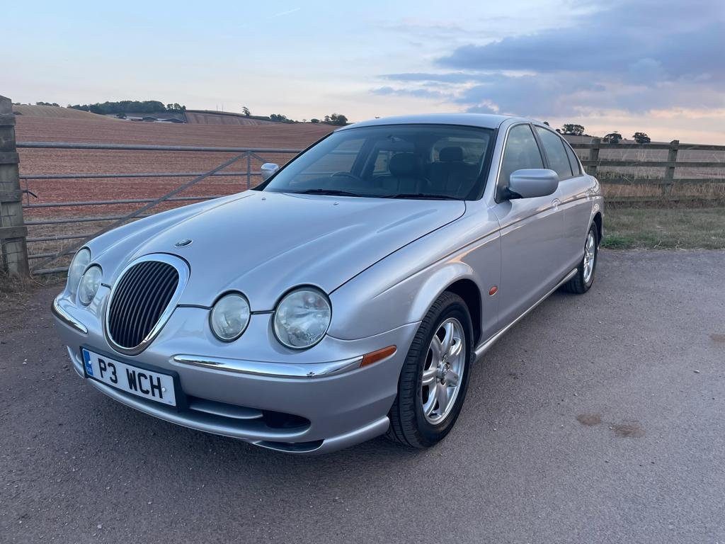 Jaguar S-Type - Image 2