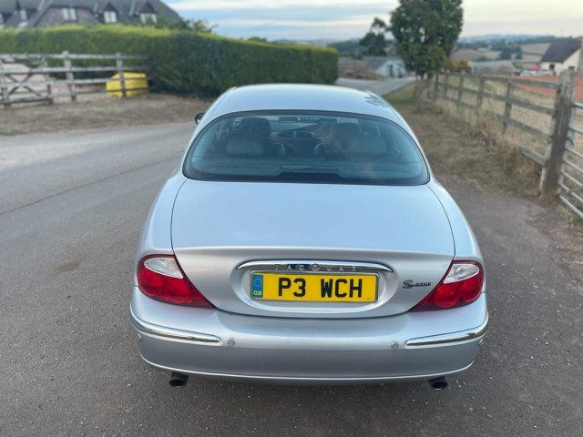 Jaguar S-Type - Image 7