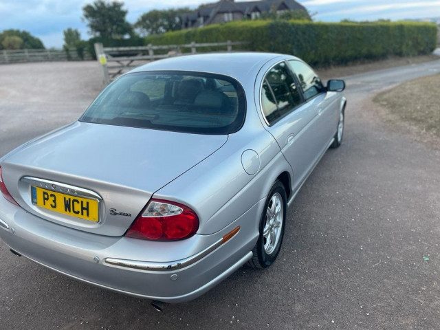 Jaguar S-Type - Image 8