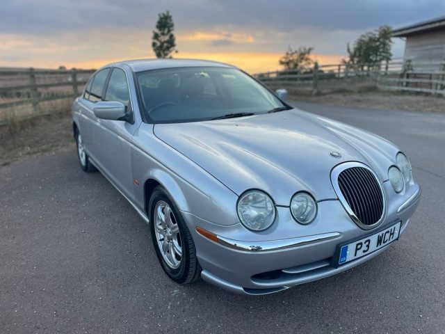 Jaguar S-Type - Image 9