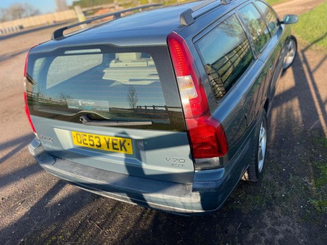 Volvo V70 - Image 7