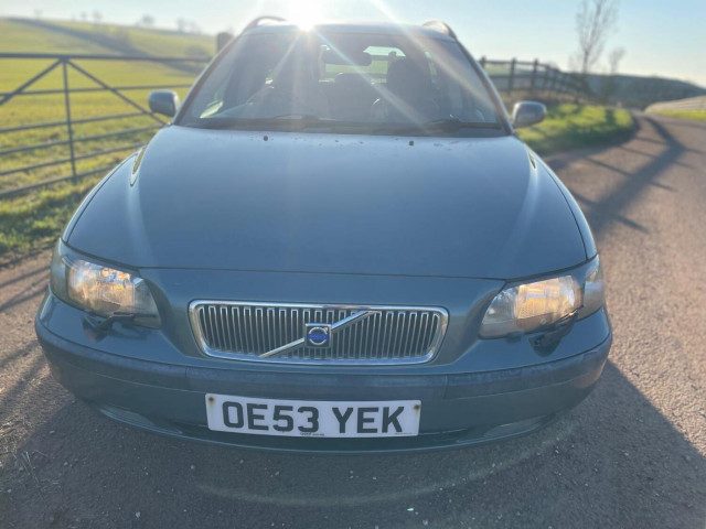 Volvo V70 - Image 9
