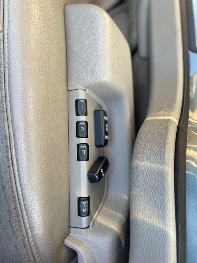 Volvo V70 - Image 13
