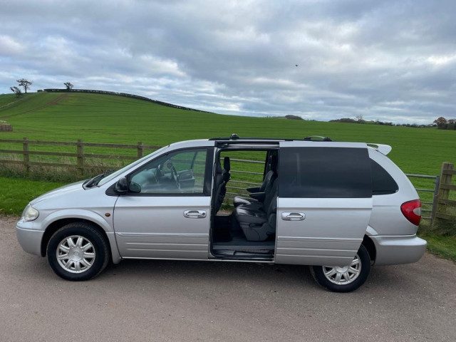 Chrysler Voyager - Image 6