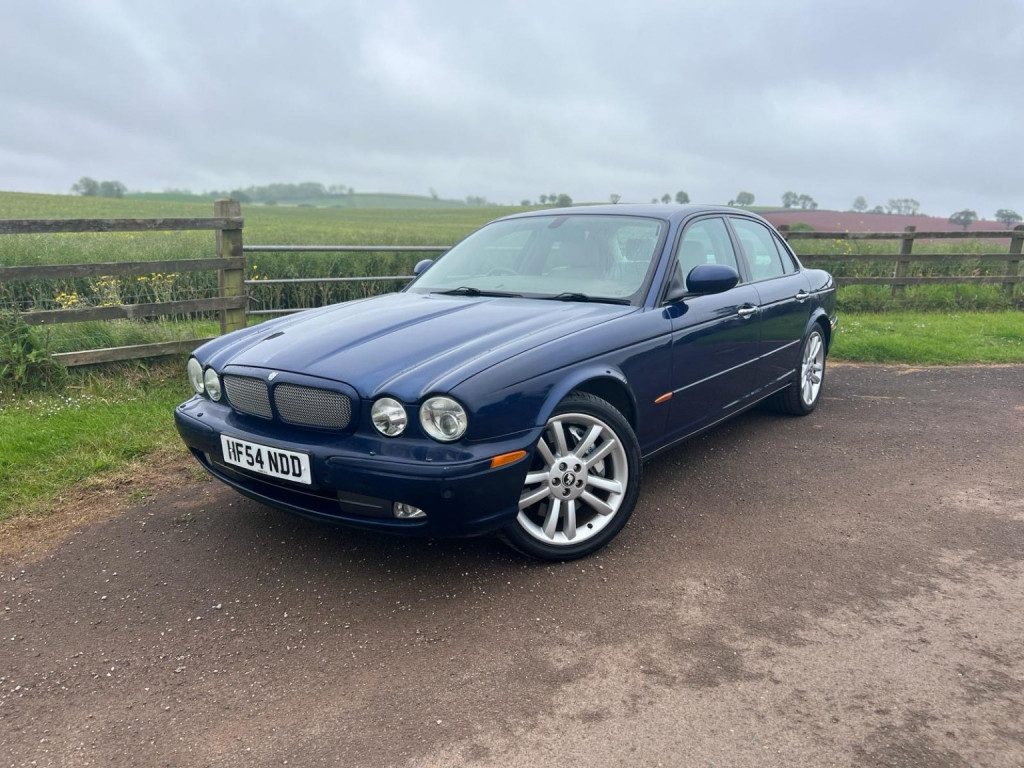 Jaguar Xjr - Image 2