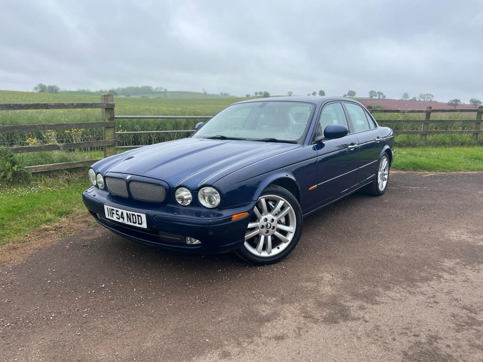 Jaguar Xjr - Image 3