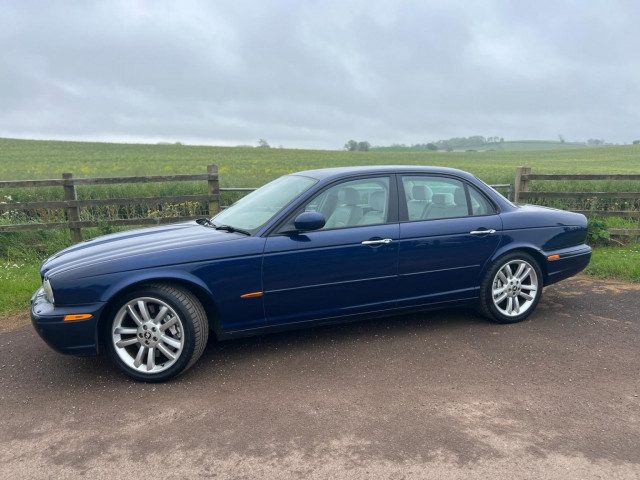 Jaguar Xjr - Image 4