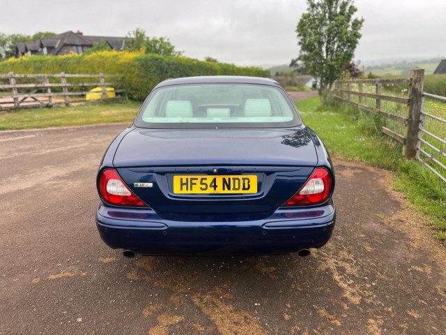 Jaguar Xjr - Image 6