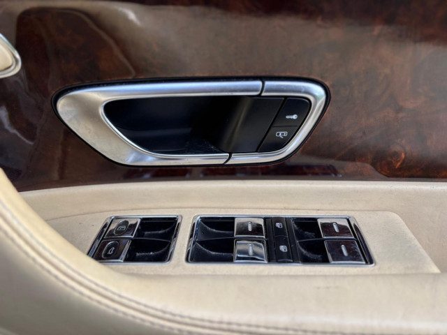 Bentley Continental - Image 12