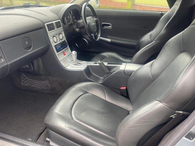 Chrysler Crossfire - Image 14