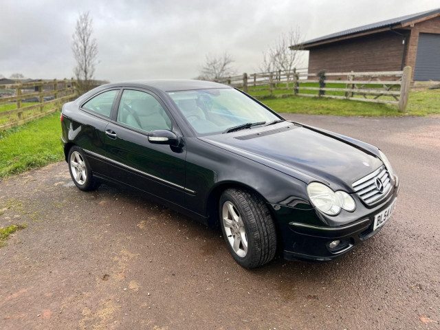 Mercedes-Benz C Class - Image 8
