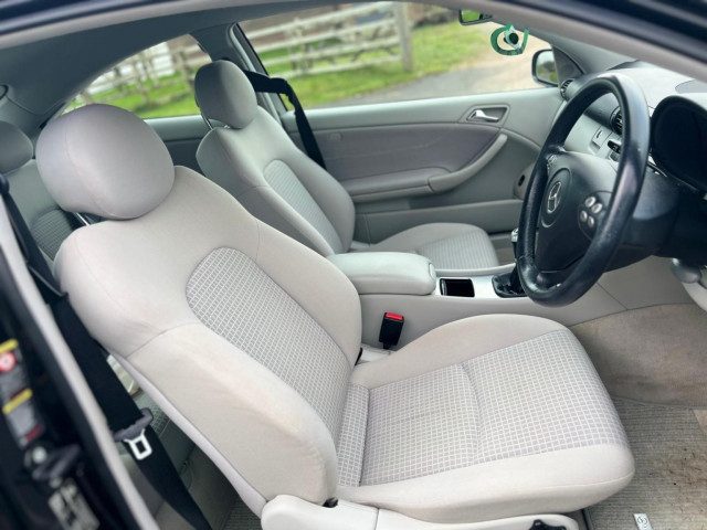 Mercedes-Benz C Class - Image 11