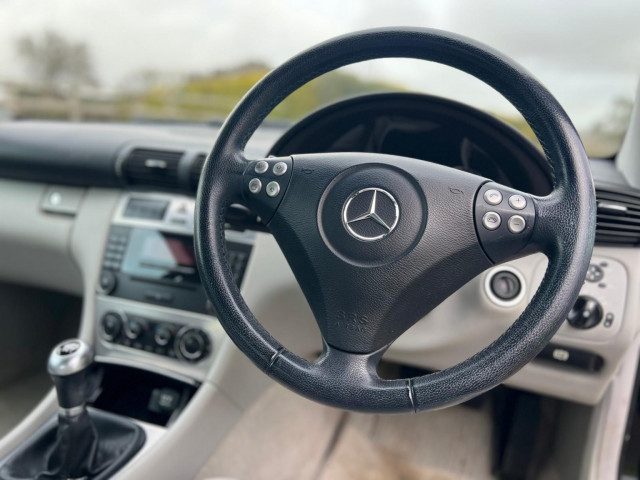 Mercedes-Benz C Class - Image 12