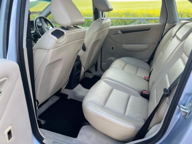 Mercedes-Benz B Class - Image 10
