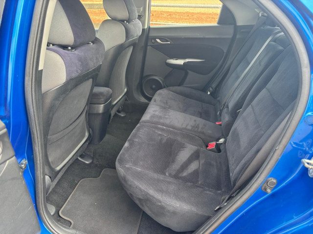 Honda Civic - Image 11