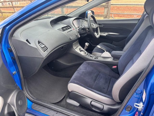 Honda Civic - Image 12