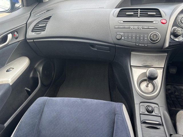 Honda Civic - Image 13