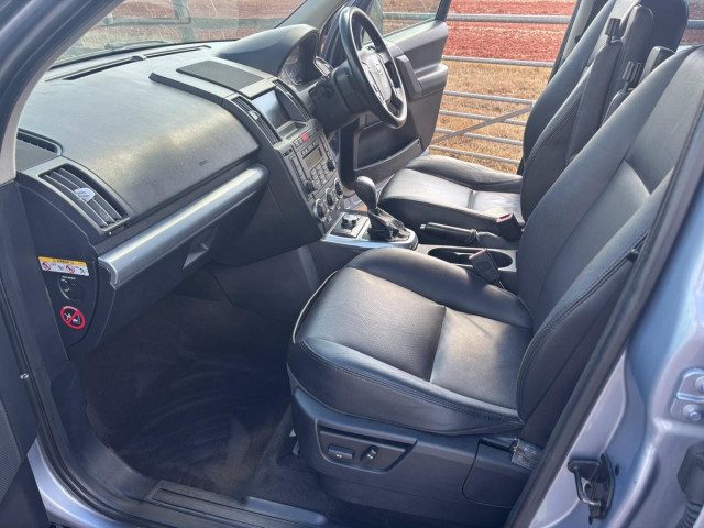 Land Rover Freelander 2 - Image 12