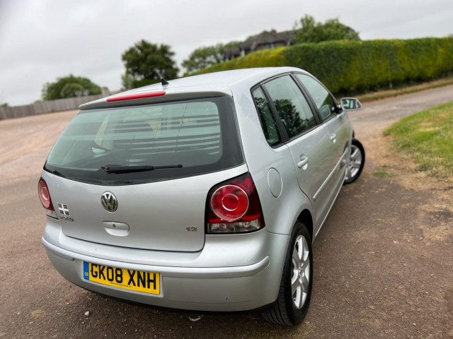 Volkswagen Polo - Image 7