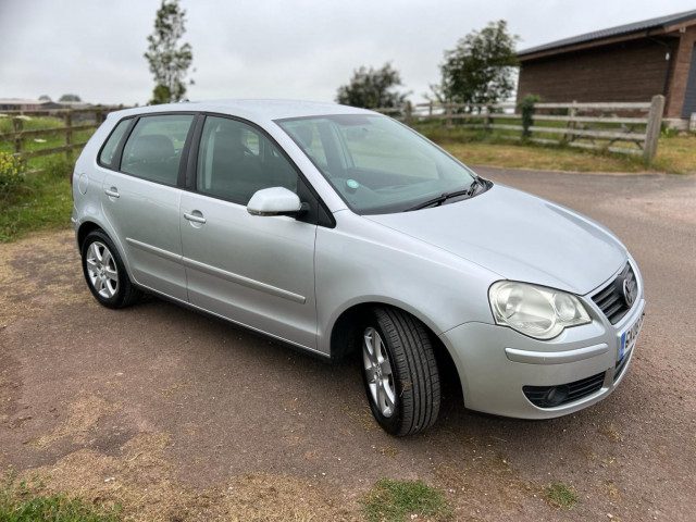 Volkswagen Polo - Image 8