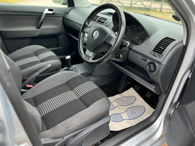 Volkswagen Polo - Image 11