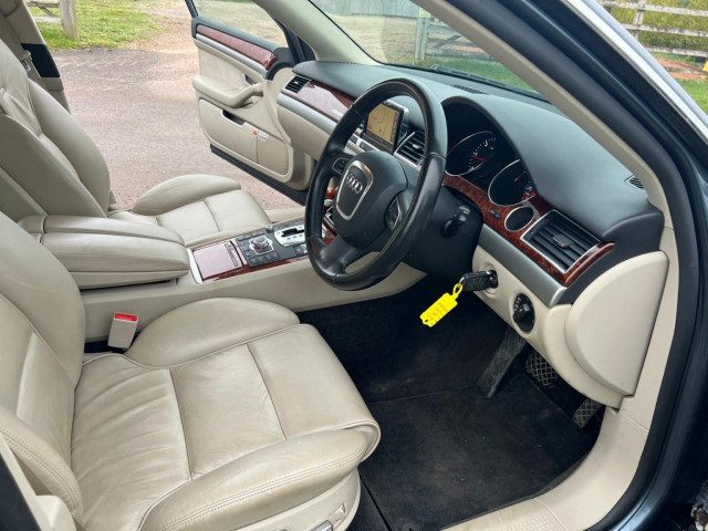 Audi A8 - Image 10